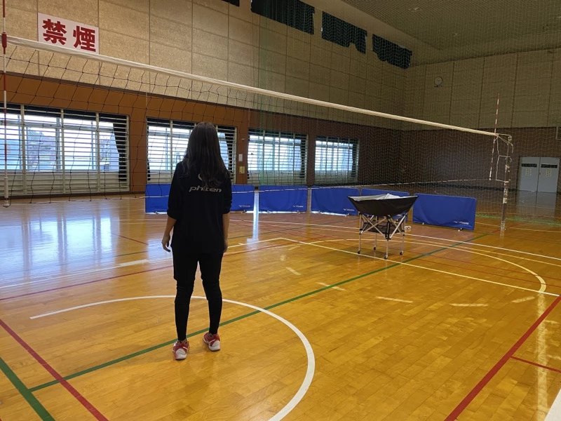 レフトからのスパイク